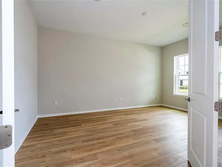 450 Winter Grove Blvd — Photo 22