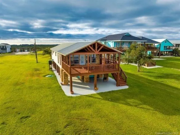 515 Lake Breeze Rd, Hackberry, LA 70645