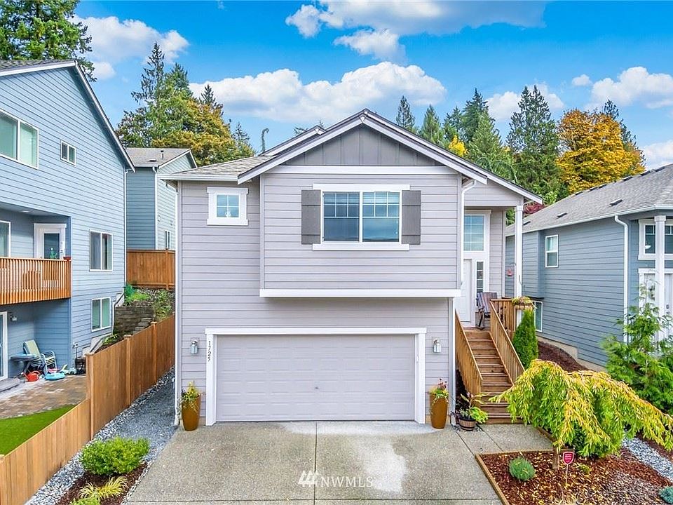 1st image of 1725 73rd Ave SE