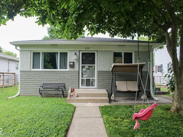219 N 9th Ave, Beech Grove, IN 46107