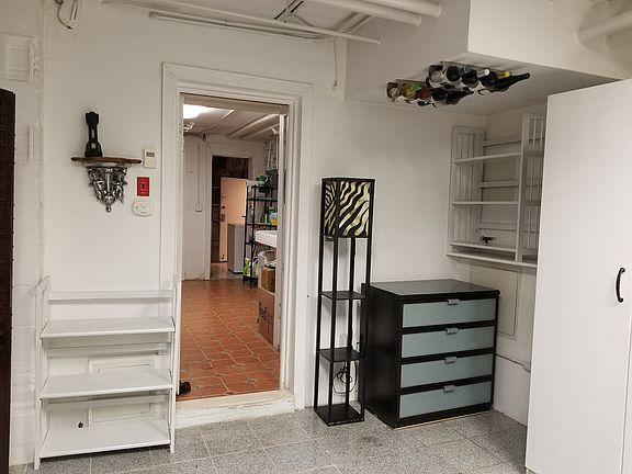 2nd image of 34 Jefferson Ave #B