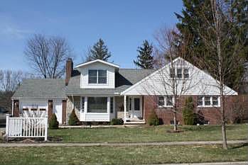 1st image of 615 Chatham Dr
