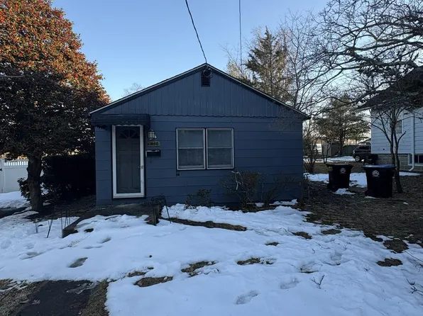 2136 Atco Ave, Atco, NJ 08004