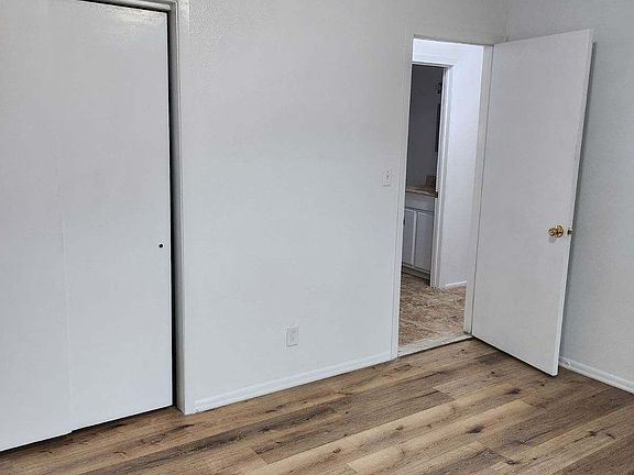 4th image of 815 Saint James St