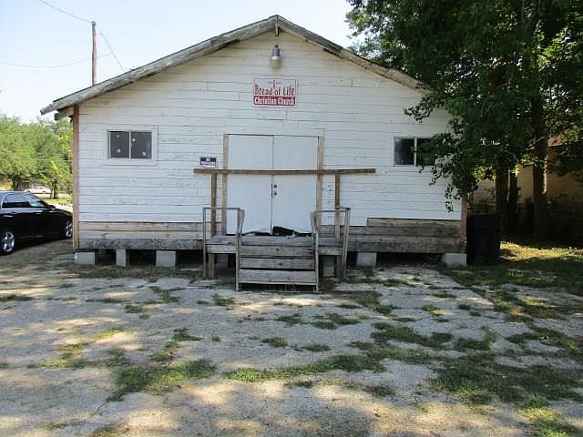 1st image of 8011 Rock Rose St