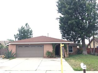 7460 Palm Ln, Fontana, CA 92336