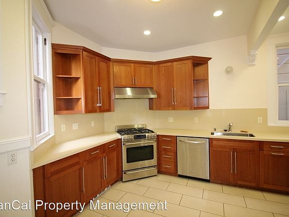 5th image of 1100-1104 Fell St #4620849
