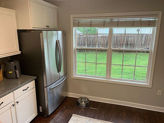 3rd image of 7370 Northcreek Cir