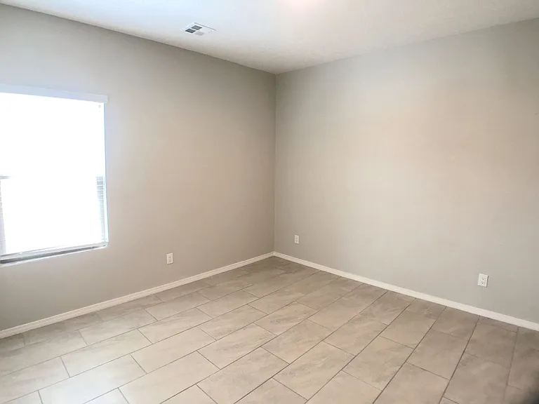 1701 Camino Rustica SW — Photo 21
