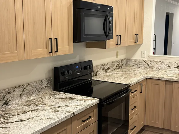 2400 Eilers Ln, Lodi, CA