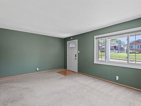 3rd image of 5609 Marquette Ave