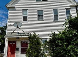 3-3 Willow St #5, Holyoke, MA 01040