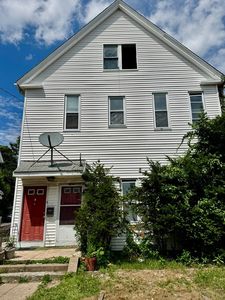 3 Willow St #5, Holyoke, MA, 01040