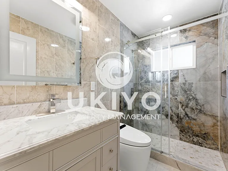 645 Keith Ct — Photo 32