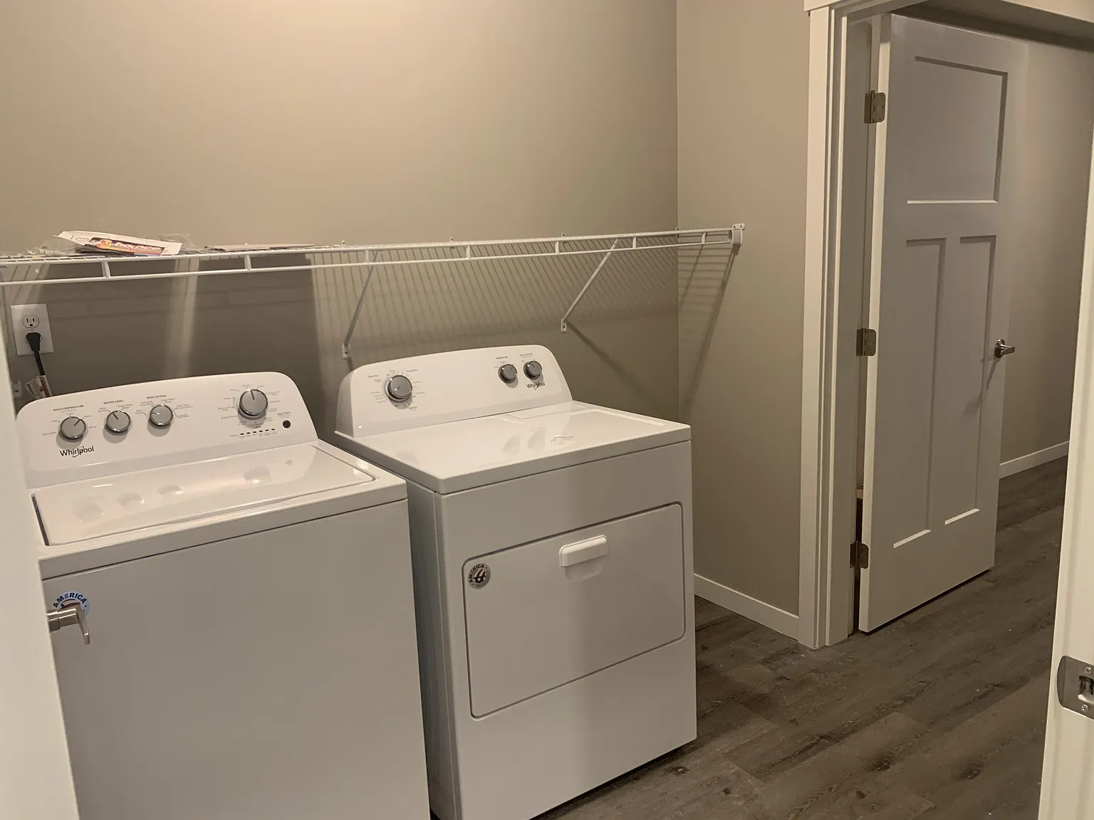 2055 Calico Loop - 1 — Photo 2