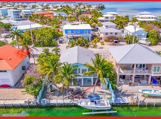 667 Caribbean Dr E, Summerland Key, FL 33042