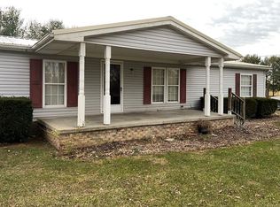 1232 Kendall Ln, Flemingsburg, KY 41041