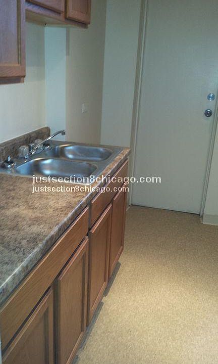 1st image of 7130 S Jeffery Blvd APT 607