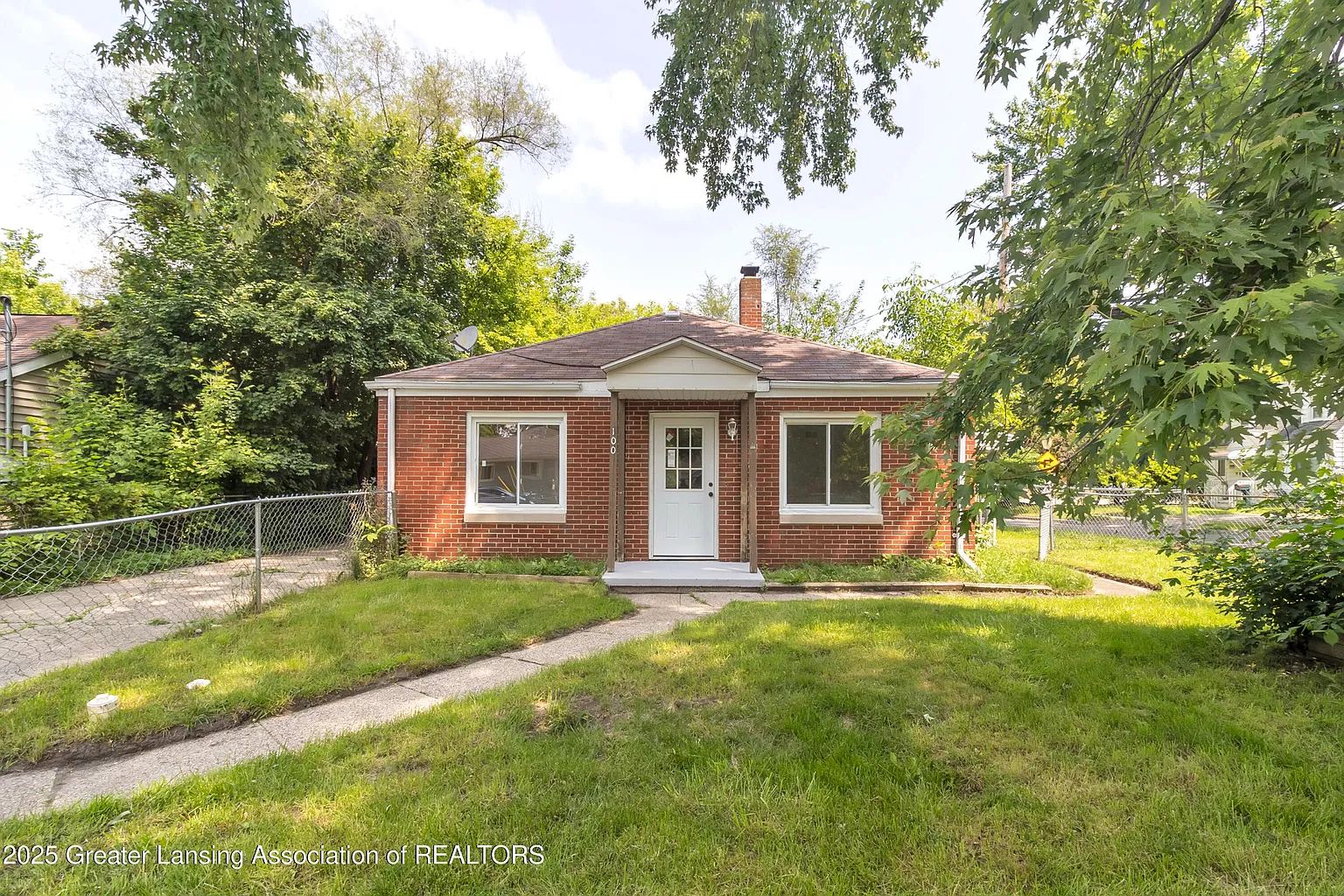 100 Dunlap St photo 1