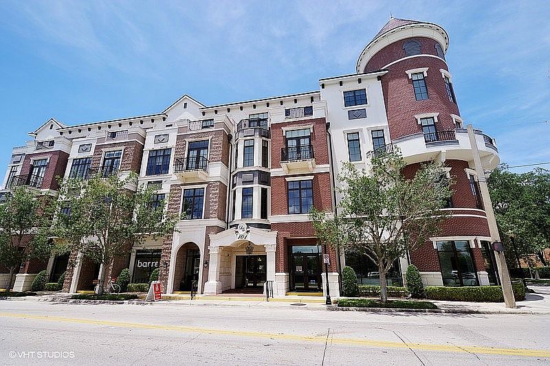 1st image of 335 W Welbourne Ave