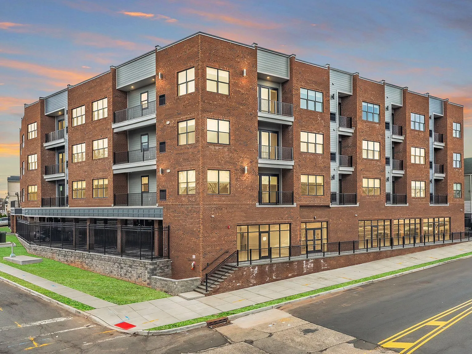 1 bed, $2,250 — Photo 1