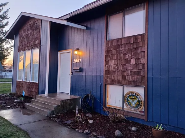 2007 E Courtland Ave, Spokane, WA 99207