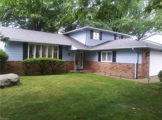 5266 Graham Dr, Lyndhurst, OH