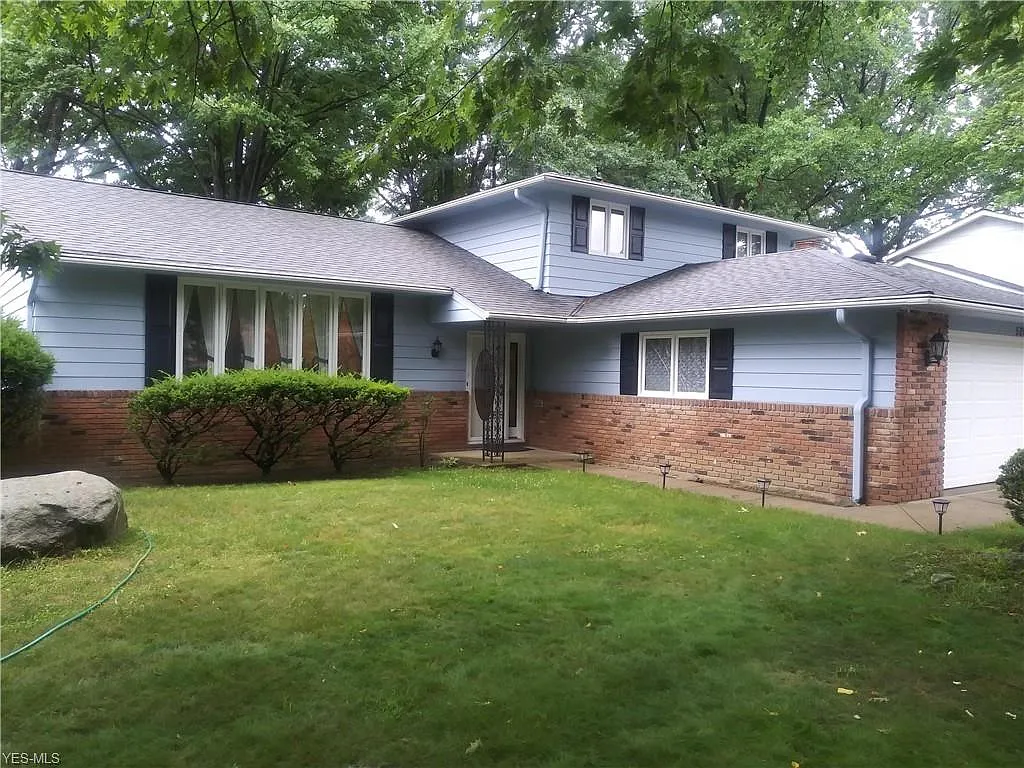 5266 Graham Dr photo 1