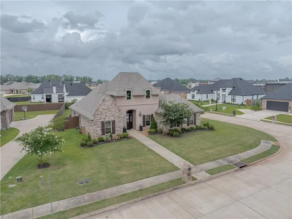 5902 Settlers Dr, Alexandria, LA 71303