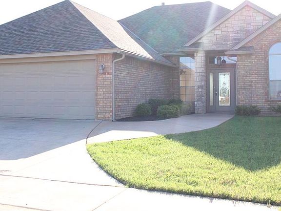 4th image of 1607 SW 70th St