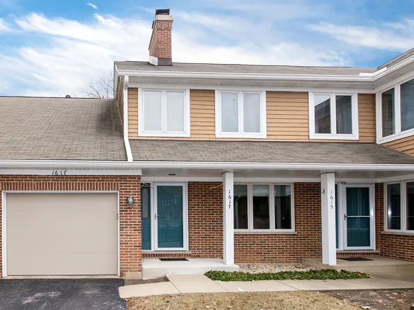 1617 N Courtland Dr #1617, Arlington Heights, IL 60004