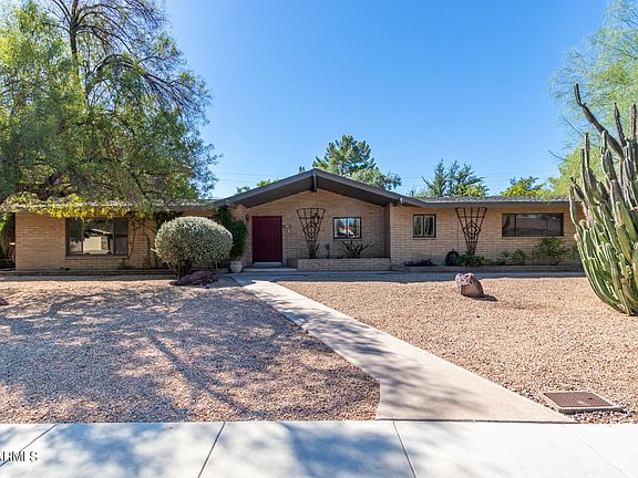 2nd image of 863 W Mountain View Drive
