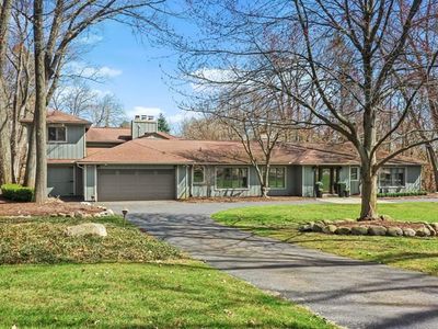 30656 Woodside Dr, Franklin, MI, 48025