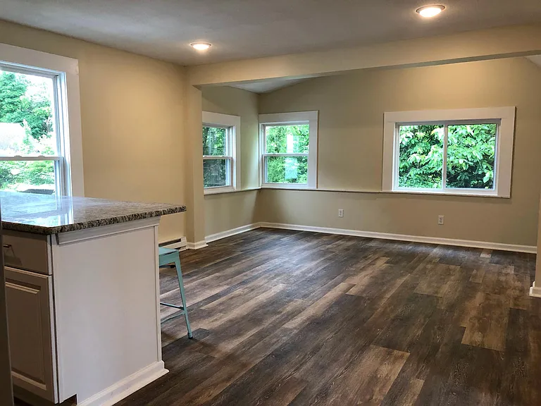 110 Charles Ave — Photo 14