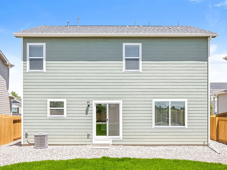 2140 Christina St — Photo 17