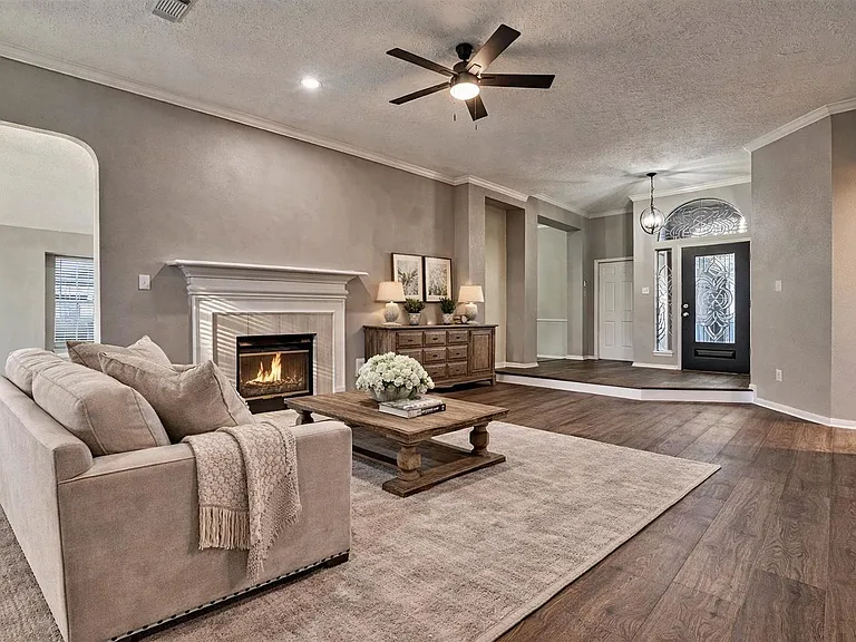 15419 Redbud Leaf Ln — Photo 4