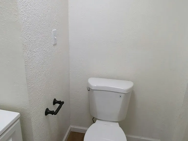 4119 S Benton Ave — Photo 52