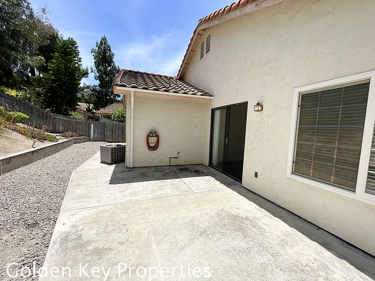165 Paseo Marguerita — Photo 10