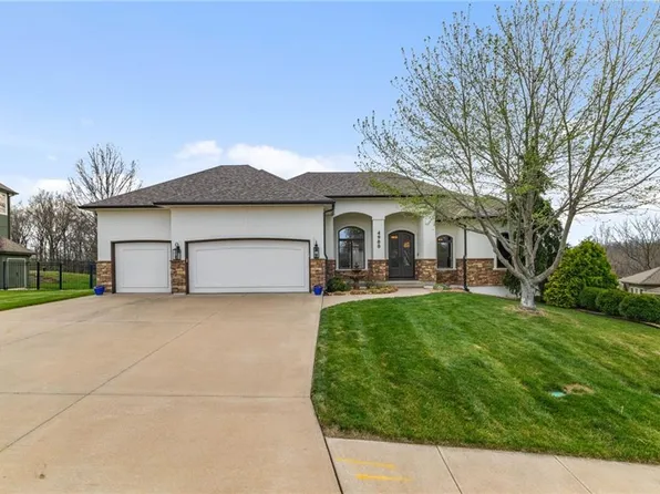 4900 SW Marguerite St, Blue Springs, MO 64015