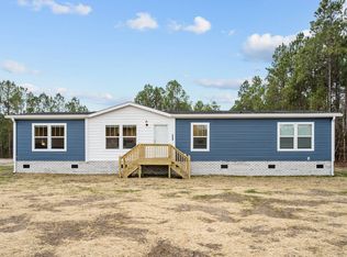 288 Folkstone Rd, Holly Ridge, NC 28445