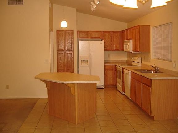 5th image of 40011 S Old Arena Dr
