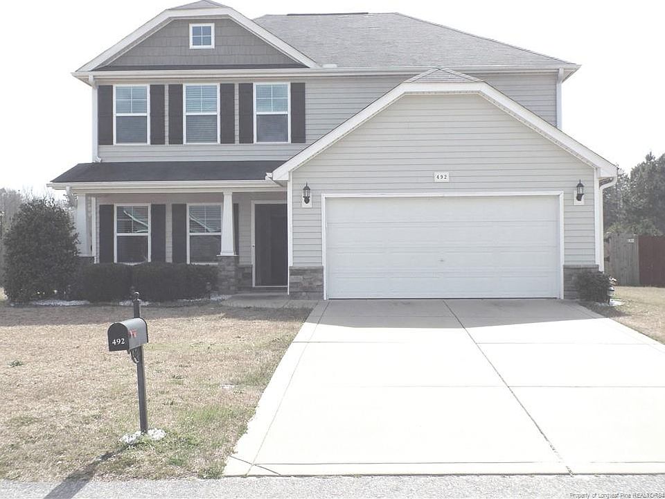 1st image of 492 Roanoke Dr
