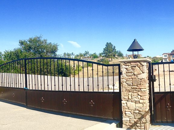 Gated Entry, 16 New Homes!
