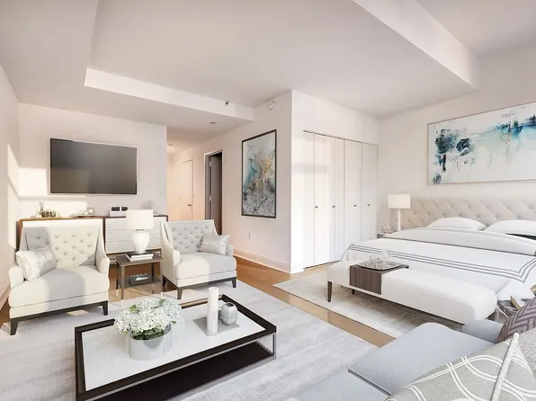 222 E 34th St, New York, NY