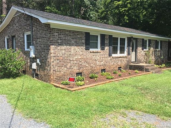 2nd image of 398 Birchwood Dr