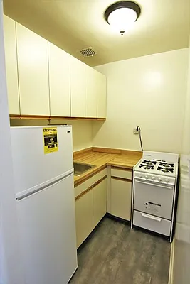 Rented by JK Dansar Corp | media 18