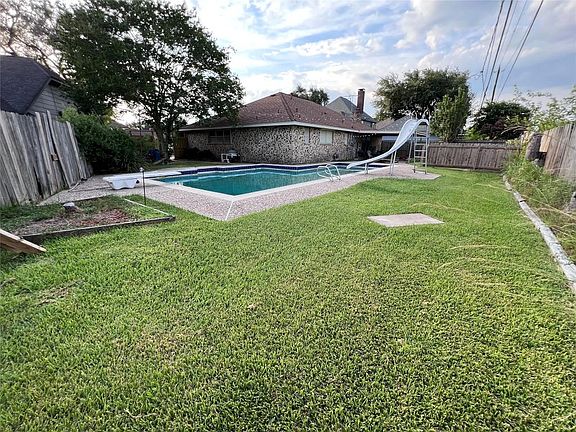 4th image of 3327 Old Hickory Dr