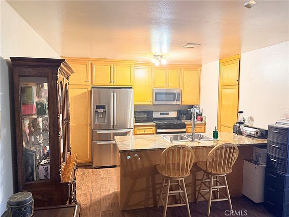 4th image of 1115 W Francis St APT F