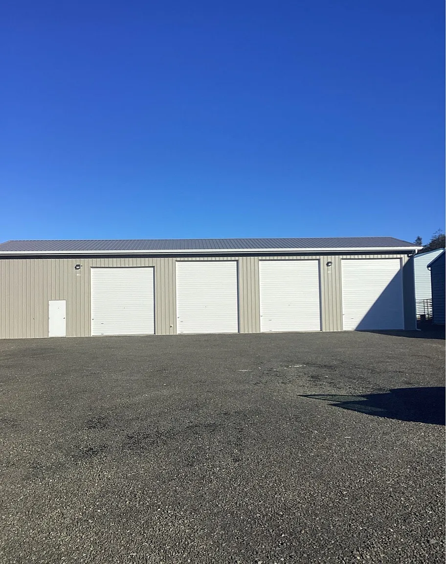 120 Southwest Kathleen Street - 2 — Photo 1