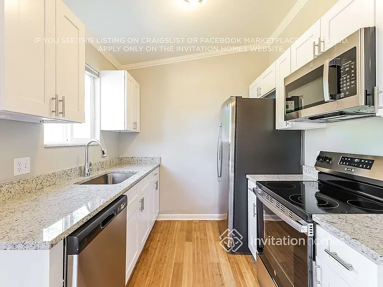 4817 S Pitkin Way — Photo 8